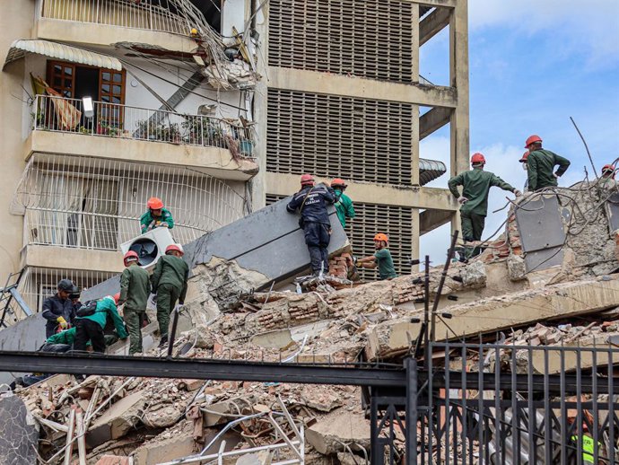 June 24, 2026, Caracas, VE: LA GUAIRA / CARACAS, VENEZUELA - JUNE 25-JULY 20, 2026: This photographic report documents the first month following the powerful earthquake that struck Venezuela's central region and Caribbean coast. The images trace the evolu