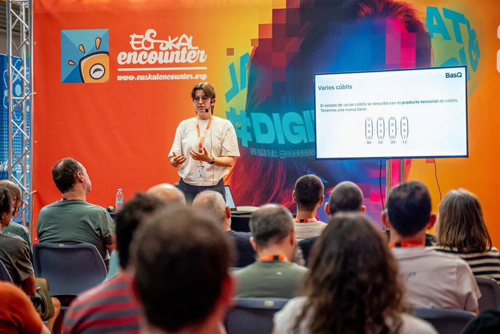 Experto participa en la Euskal Encounter en el BEC de Barakaldo (Bizkaia)