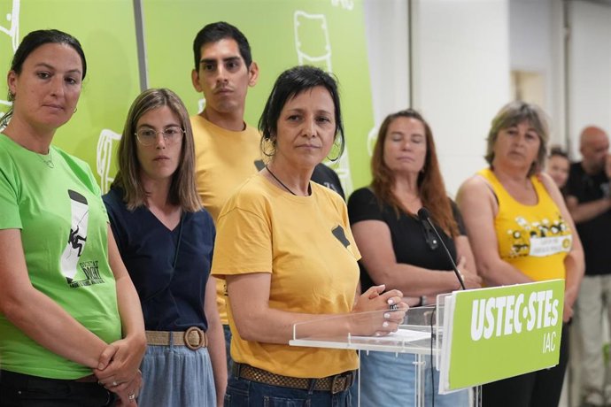 Archivo - La portavoz de USTEC, Iolanda Segura, durante una rueda de prensa, a 4 de junio de 2026, en Barcelona, Catalunya (España). 