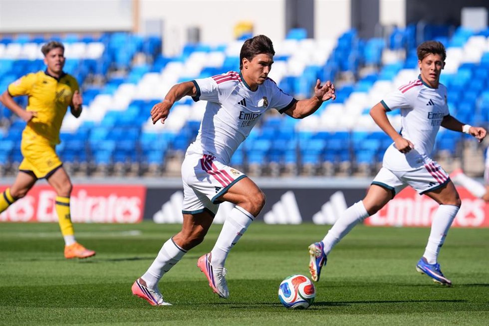 Gonzalo García, en un partido con el Real Madrid.