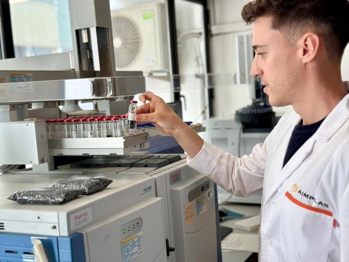 Vace+i Innovación financia el desarrollo de materiales reciclados sin olores para su uso en el interior de los vehículos