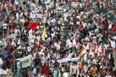 Foto: India.- Dimite el ministro de Educación de India tras las fuertes protestas por la filtración de preguntas de exámenes