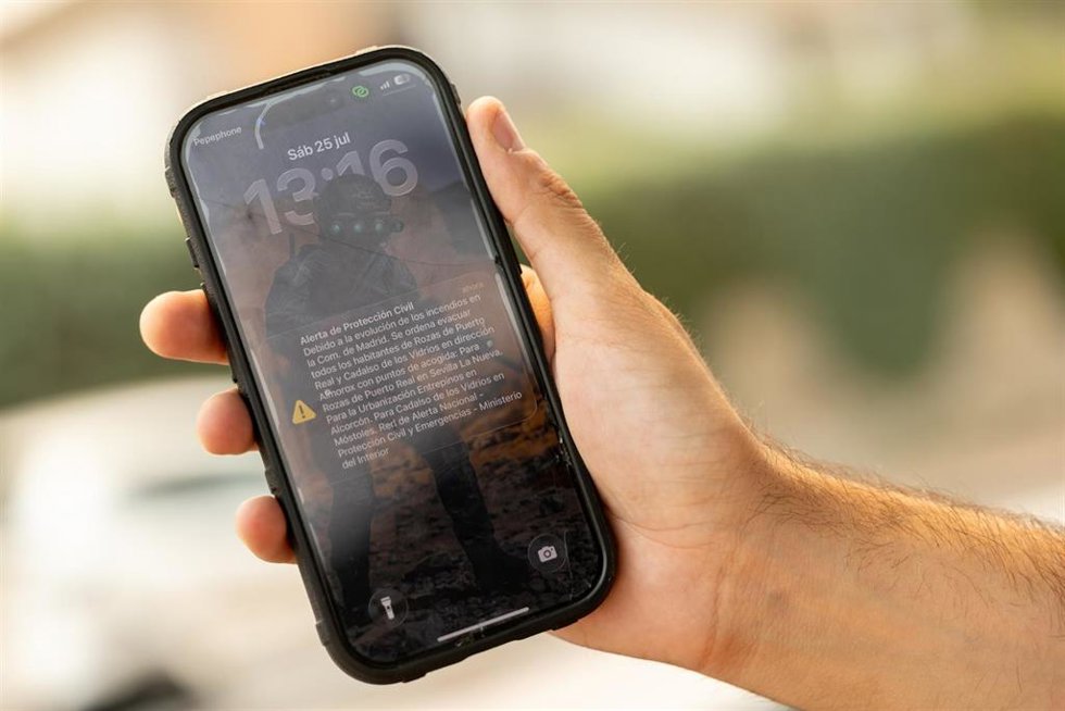 Mensaje de evacuación enviado a los teléfonos móviles por Alerta de Protección Civil (ES- Alert)