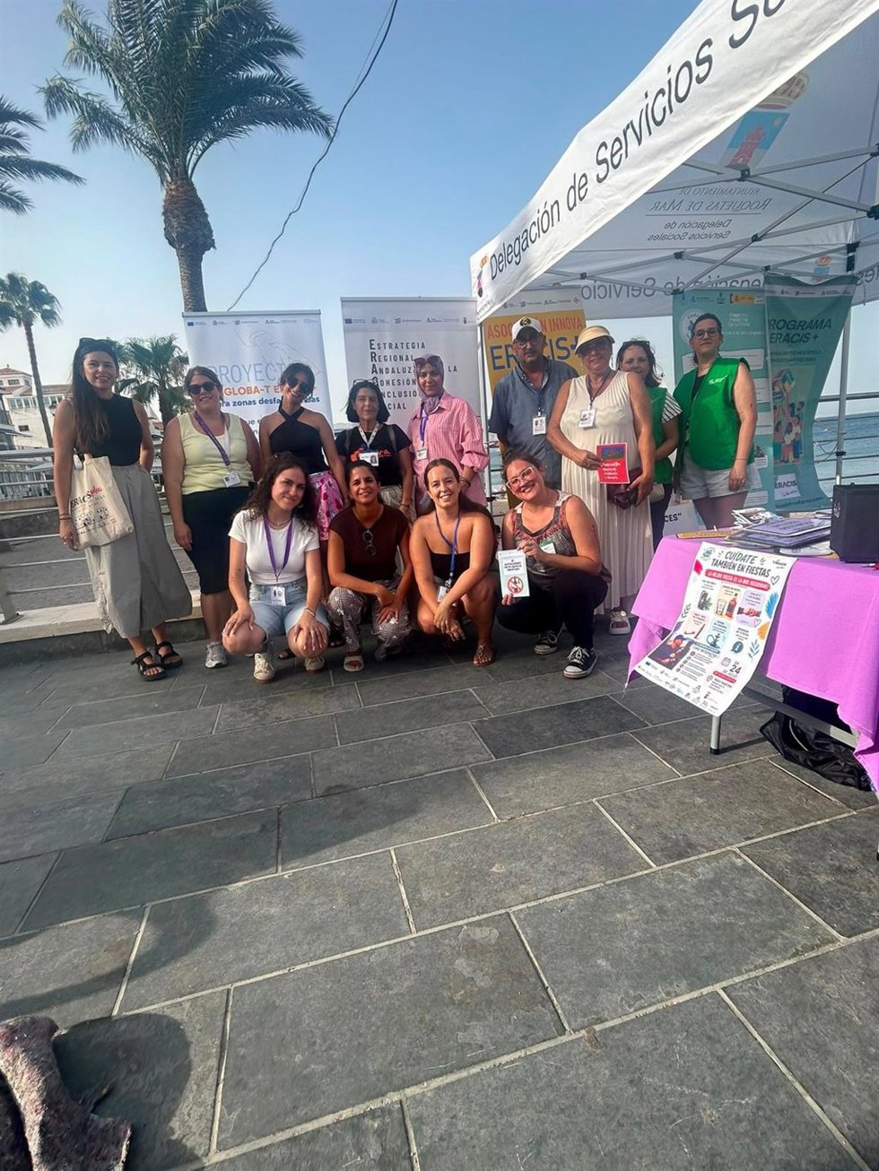 Eracis Plus de Roquetas y el Programa Preventivo Comunitario celebran 'Cuídate, también en fiestas'