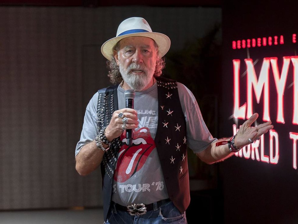 El director de Live Nation Spain, Pino Sagliocco, sale en defensa de Rosalía tras la polémica en Argentina