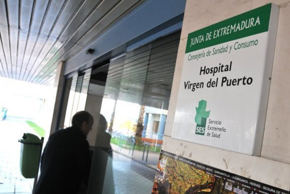 Entrada del Hospitalde  Plasencia