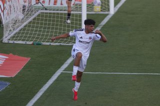Futbol, O’Higgins vs Colo Colo Fecha 4, Liga de primera 2026.  El jugador de Colo Colo Claudio Aquino, centro, celebra su gol contra O’Higgins durante el partido de la liga de primera disputado en el Estadio Codelco El Teniente de Rancagua,