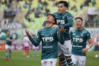 Futbol, Santiago Wanderers vs Union San Felipe Fecha 17, Liga de Ascenso 2026 El jugador de Santiago Wanderers, Ignacio Flores,  celebra su gol contra Union San Felipe durante el partido de la Liga de Ascenso disputado en el estadio Elias Figueroa de