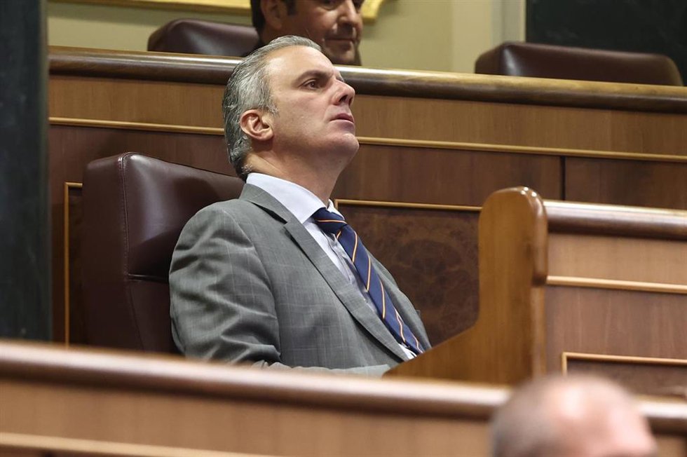 El diputado del grupo mixto, Javier Ortega Smith, en su nuevo escaño