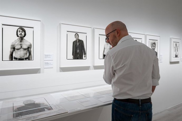 Archivo - Imagen de la exposición de Richard Avedon.