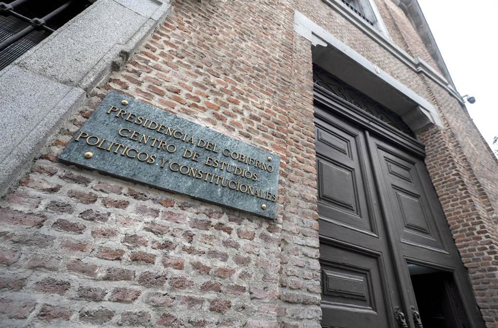 Archivo - Fachada del Centro de Estudios Políticos y Constitucionales, a 9 de febrero de 2024, en Madrid (España). 