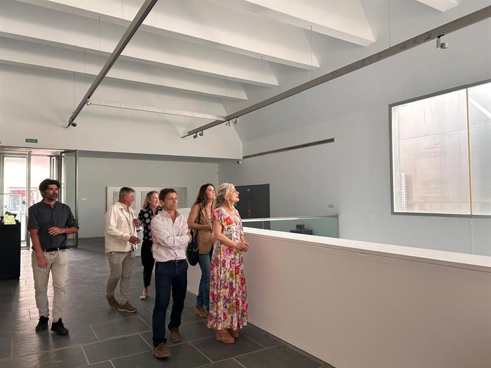 La consejera de Cultura, Patrimonio Histórico y Deporte, Patricia del Pozo, en el museo de Baelo Claudia.