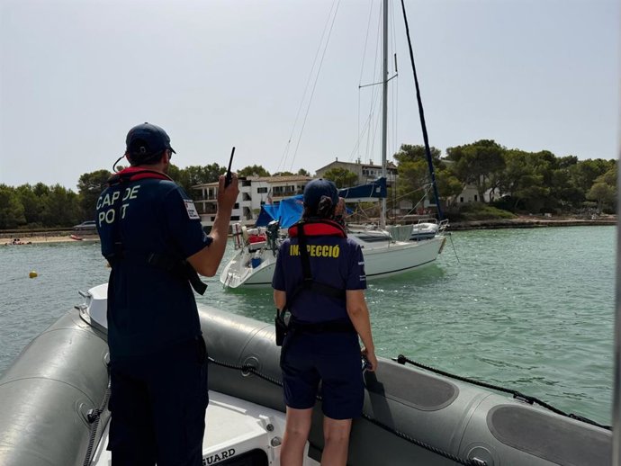Detectan cinco casos de chárter náutico y fondeos irregulares en Portocolom   