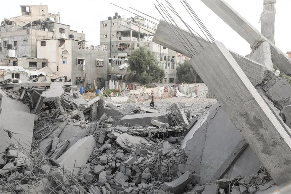 Secuelas de un ataque israelí en la Franja de Gaza 