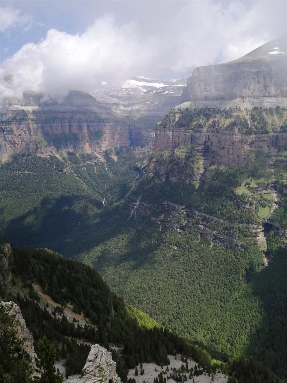 Archivo - Imagen de los montes de Ordesa