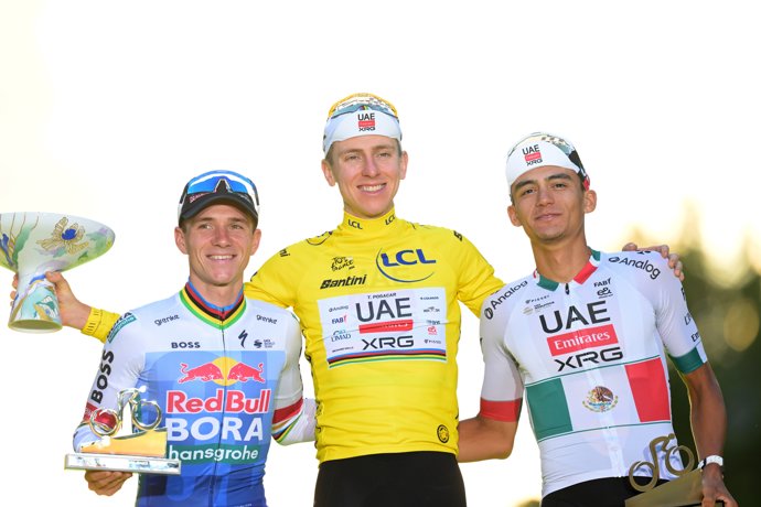 Remco Evenepoel, Tadej Pogacar e Isaac Del Toro, podio del Tour de Francia 2026