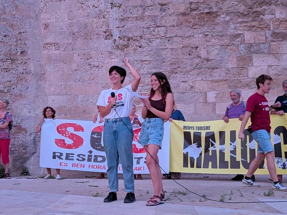 Las activistas detenidas en Santa Maria celebran la "victoria ante la represión" de la protesta contra la saturación