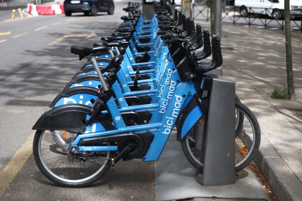 Viajar en los autobuses de EMT Madrid y coger una bici de bicimad será gratuito este martes y miércoles
