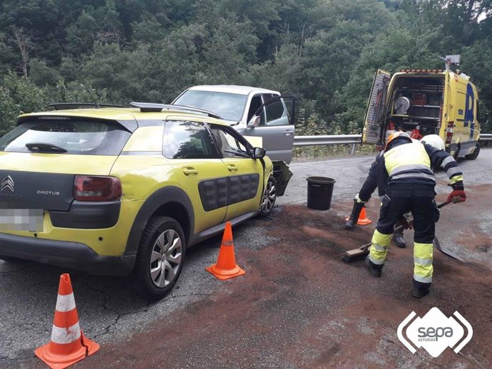 Np Y Foto Trafico Con Fallecido En Cangas Del Narcea