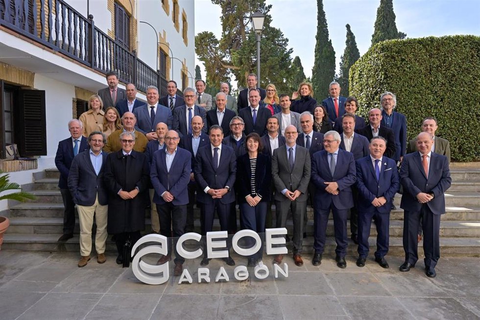 Archivo - Junta Directiva de CEOE Aragón.