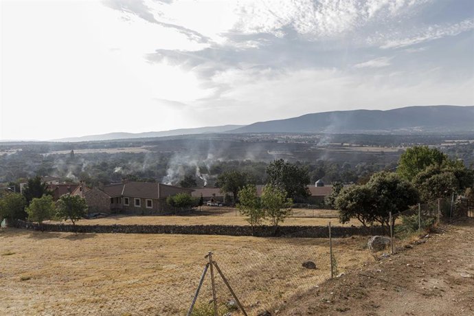 Vista del incendio desde la Iglesia de Santa María de la Cuesta,  el pasado 21 de julio.