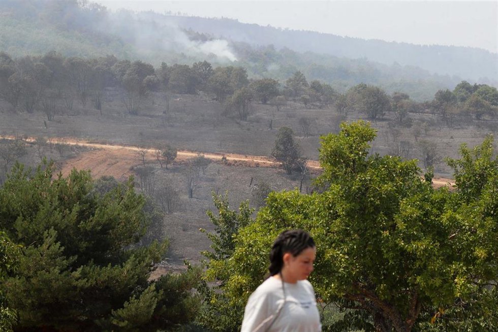 Columna de humo del incendio de Castropodame, el pasado 23 de julio.