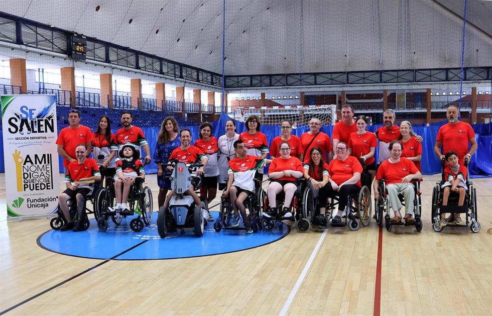 Miembros de la Escuela de Deporte Inclusivo 'Se Salen'.