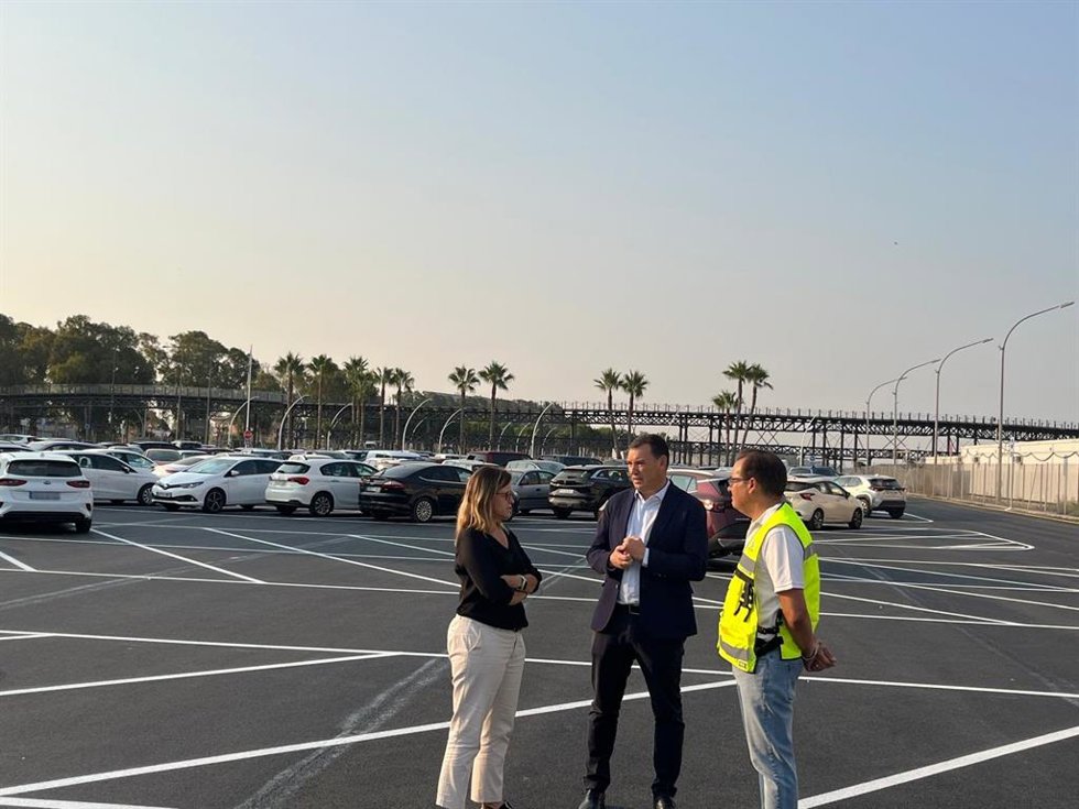 Visita a la zona de aparcamientos, ubicada junto al Muelle de la Compañía Rio Tinto.