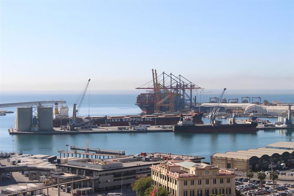 Panorámica De La Zona Portuaria De Málaga