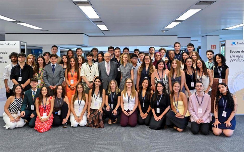 El programa de becas de grado de Fundación La Caixa ayuda a 315 estudiantes en 6 años
