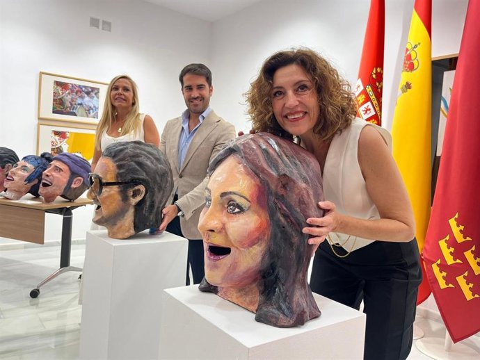 Pepa Aniorte y Carlos Santos tendrán sus propios cabezunos en la Feria de Murcia