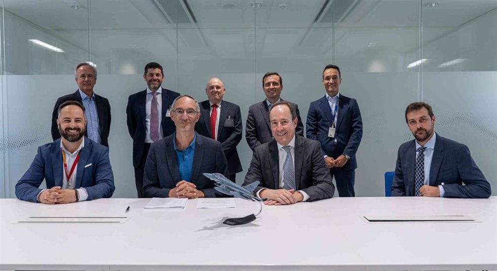 Firma Airbus y Oesía