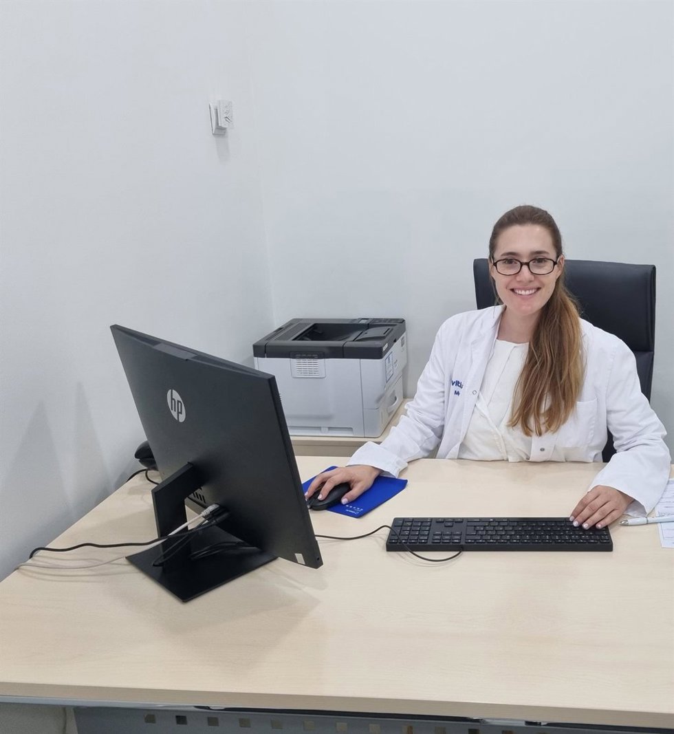 La Doctora Fátima Fanjul, especialista en otorrinolaringología del Hospital Vithas Xanit de Estepona.