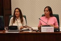 La oposición pide la dimisión de Niubó tras el error en las pruebas Pisa 2025