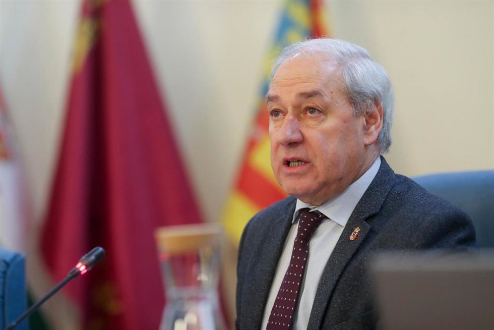 Archivo - El hasta ahora presidente de la Diputación de Lugo, José Tomé, interviene durante un pleno de la Diputación de Lugo, a 30 de diciembre de 2025, en Lugo