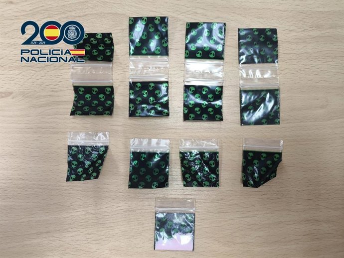 AGENTS DE LA POLICIA NACIONAL HAN DESARTICULAT UN PUNT DE VENDA DE DROGA A la menuda A TORRENT (VALÈNCIA)