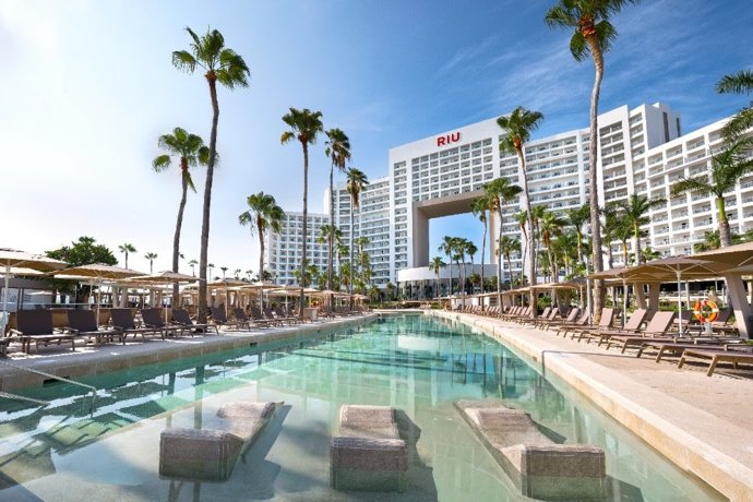 RIU reabre el Riu Palace Peninsula en Cancún tras su reforma integral y la incorporación del servicio Elite Club