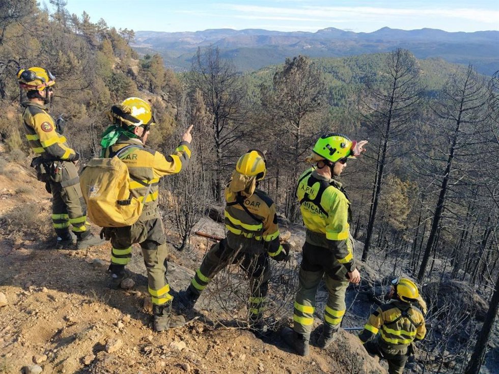 Archivo - Efectivos del Operativo de Prevención y Extinción de Incendios de Aragón (INFOAR).