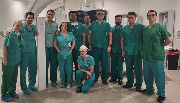 Imagen de los profesionales que realizaron una de las intervenciones.