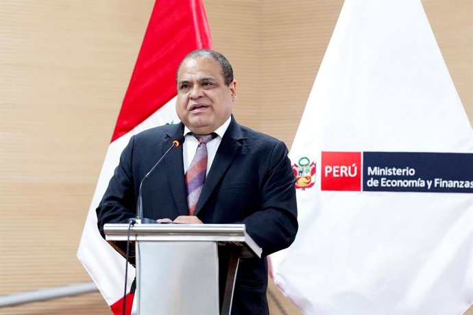 Archivo - Perú.- MEF: se podrían reorientar S/ 3,000 millones para atender efectos del fenómeno El Niño
