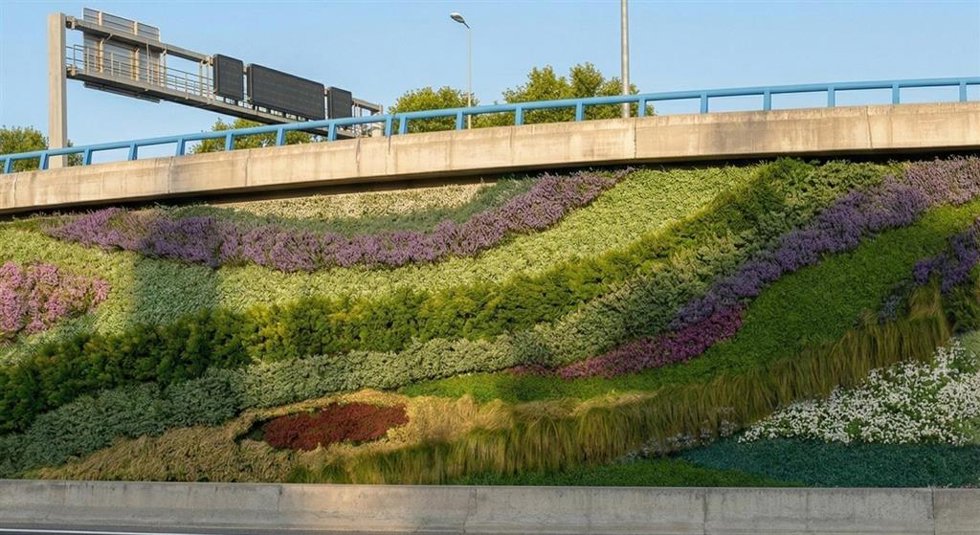 Imagen de cómo quedarán los jardines verticales en Ventas, los segundos de la M-30, listos a primeros de año