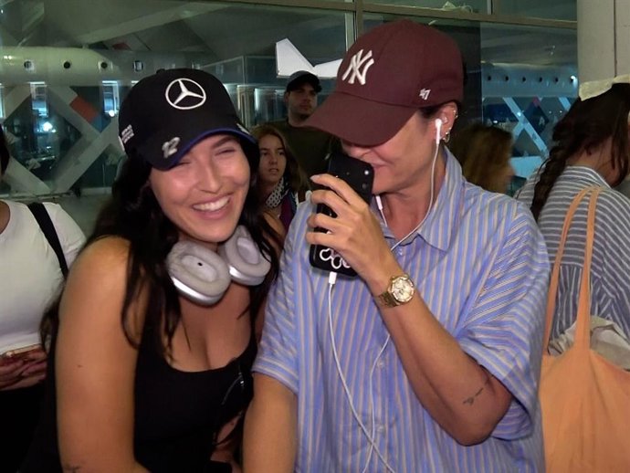 Vicky Martín Berrocal regresa a Madrid junto a su hija, Alba Díaz