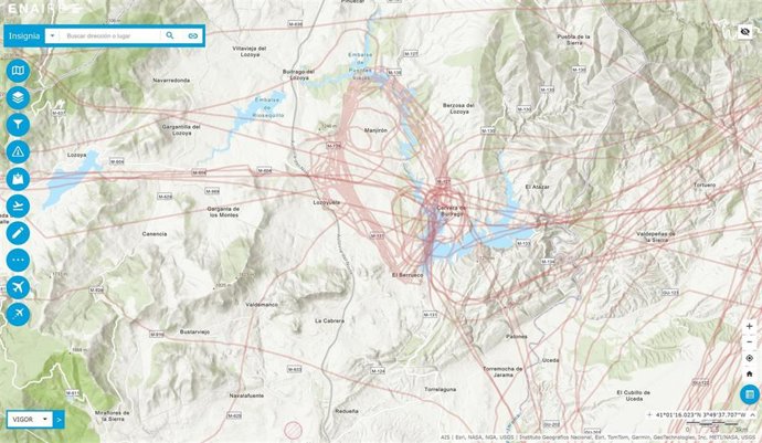 Imagen de las trazas de las aeronaves en El Atazar para el incendio en La Mierla en julio de 2026