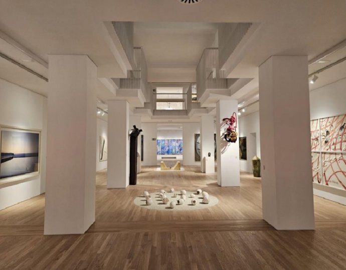 Archivo - Museo de Arte Moderno y Contemporáneo.-ARCHIVO