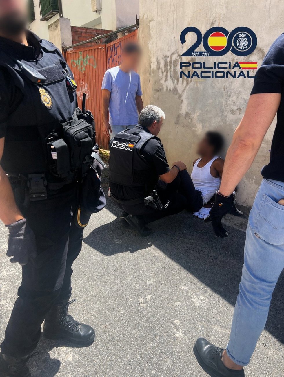 La Policía Nacional libera en Logroño a dos personas retenidas durante horas en una vivienda y detiene al presunto autor