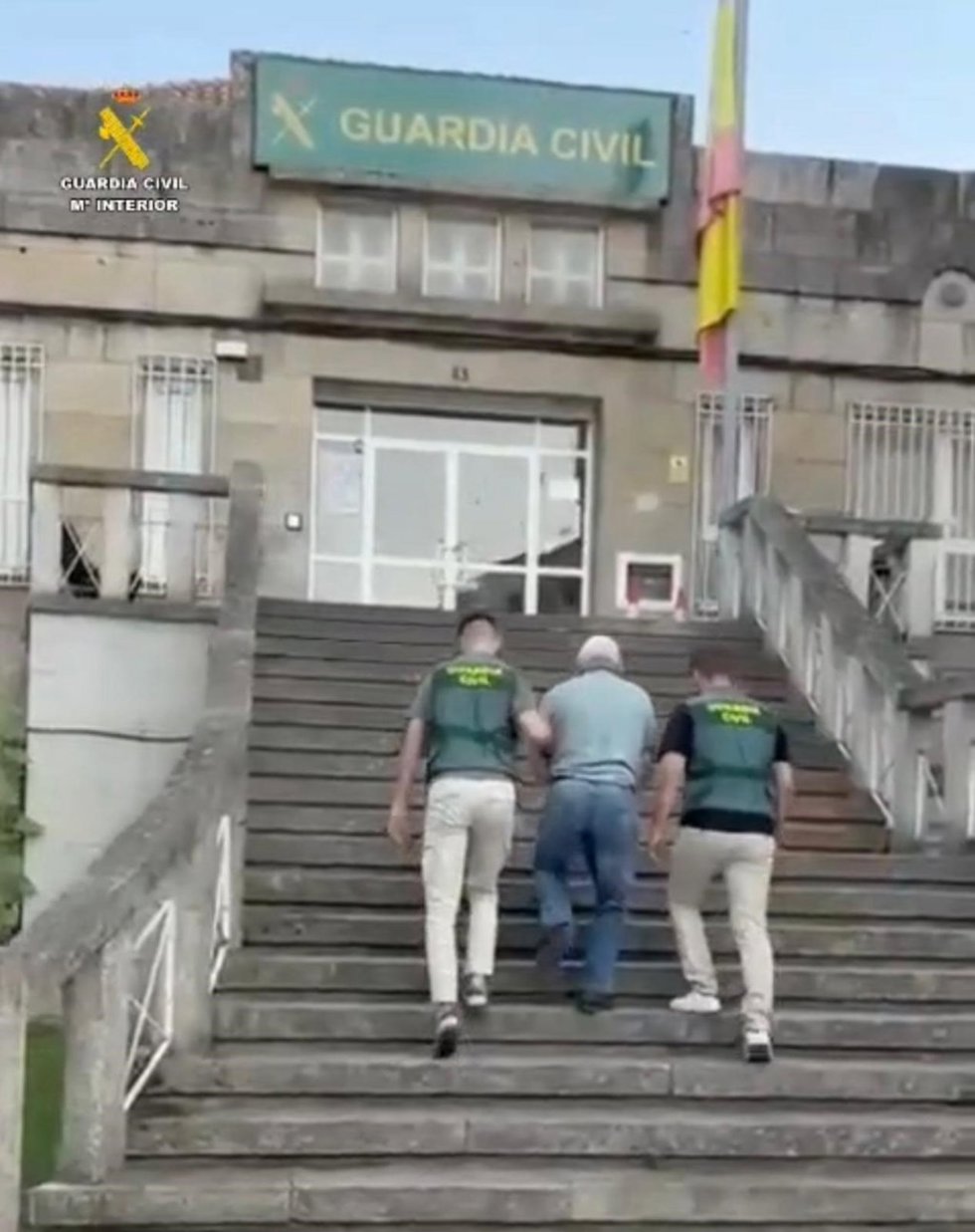 Detenido vecino de Monterrei (Ourense) como presunto autor de un fuego que calcinó 1.800 hectáreas en Vilardevós en 2025