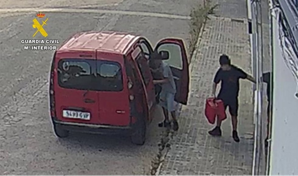 Un detenido y dos menores investigados por robar en el interior de una nave industrial de Tomelloso
