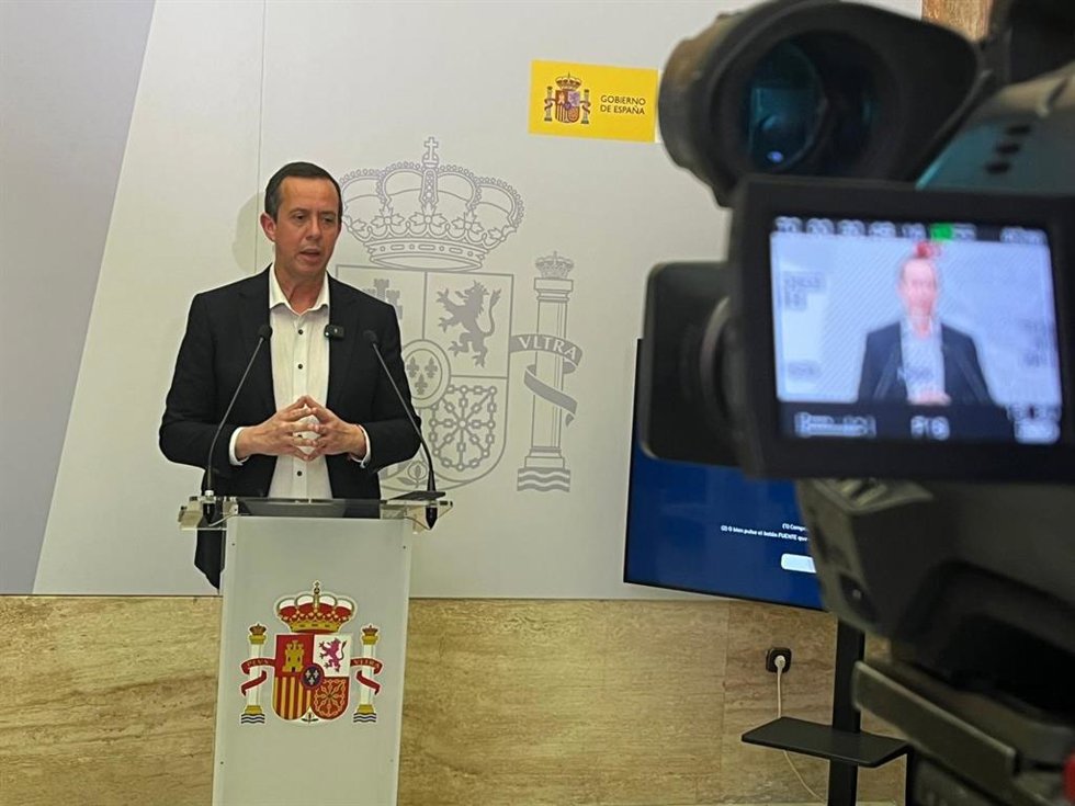 Archivo - El subdelegado del Gobierno en Almería, José María Martín, durante una comparecencia ante los medios de comunicación.