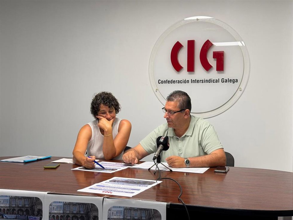 Mariño y Pérez en rueda de prensa.