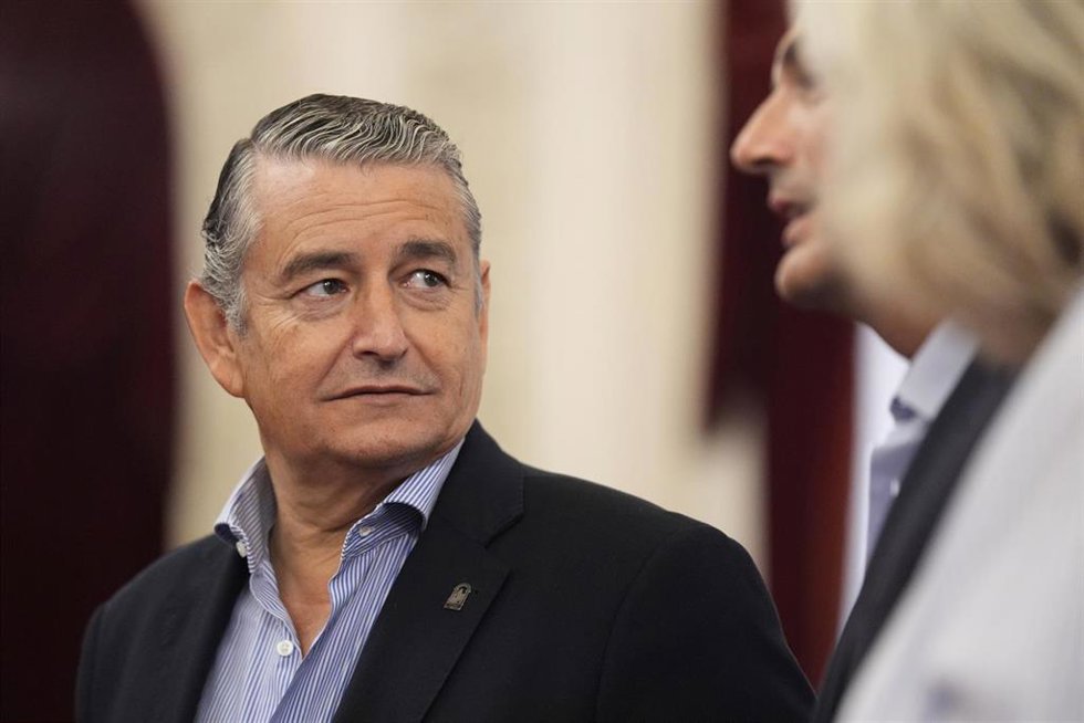 El vicepresidente primero de la Junta y consejero de Presidencia, Sanidad y Emergencias, Antonio Sanz, este martes 